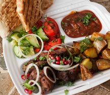 Шашлык из cвинoй шеи