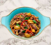 Говядина с овощами в азиатском стиле