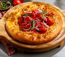 Хачапури с томатами и тархуном