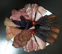 Мясное ассорти