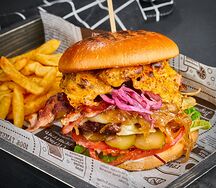 Фирменный бургер FatBoy