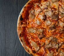 Пицца с тунцом