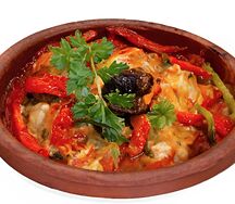 Баранина, запеченная под тестом на глиняной кеци