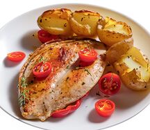 Жаркое из курицы, запеченной на сковороде по-домашнему 