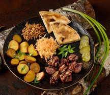 Томленое мясо говядины с гарниром