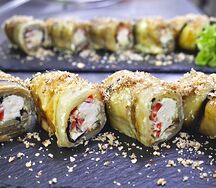 Рулетики из баклажанов