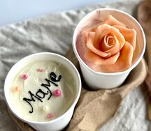 Тортики в стакане для мамы с шоколадной розой