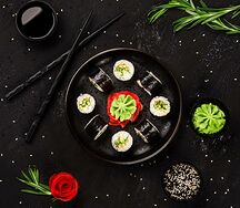 С огурцом