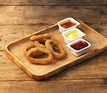 Луковые кольца в панировке