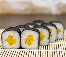 Ролл Такуан