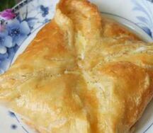 Хачапури в слоёном тесте 