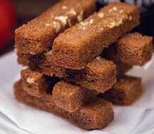 Гренки ржаные с чесноком