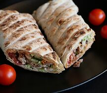 Шаурма Богатырь с курицей на углях