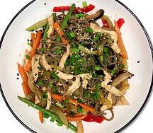 Яки соба с курицей