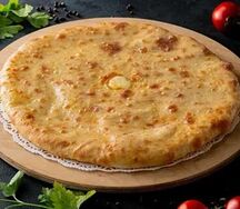 Осетинский пирог с картофелем и сыром