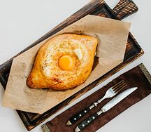 Хачапури по-аджарски