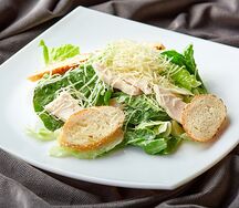 Цезарь с курицей