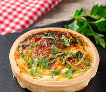 Киш с курицей и грибами