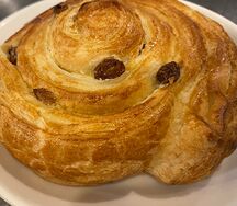 Улитка с изюмом и корицей