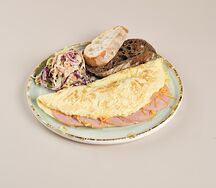 Омлет с ветчиной и сыром