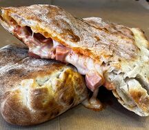 Кальцоне Ветчина с беконом