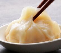 Гёдза с курицей и грибами шиитаке