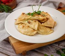 Вареники с картофелем с луком жареные