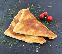 Խաչապուրի հավի մսով մեծ