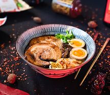 Мисо-рамен со свининой