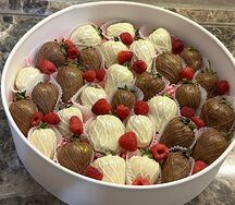 Клубника в шоколаде (шайба) 