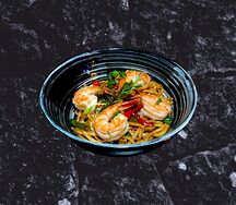 Wok с креветками