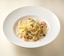 Феттуччине с креветками в сливочном соусе