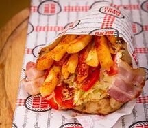 Гирос с курицей и беконом