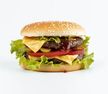 Бургер двойной с говядиной