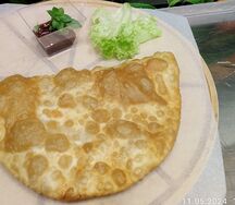 Чебурек с картофелем и сыром