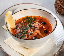 Солянка сборная мясная