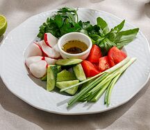 Сезонные овощи и зелень