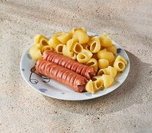 Макарончини с сосисками