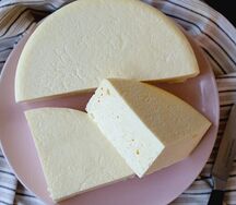 Сыр молочный сулугуни