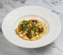 Ньокки с горгонзолой и грушевым мармеладом