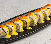 Калифорния со снежным крабом с соусом манго