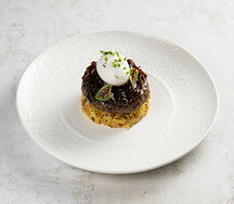 Бифштекс с карамелизированным луком