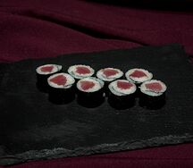 Маки тунец