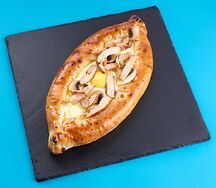 Хачапури по Аджарски с грибами и курицей