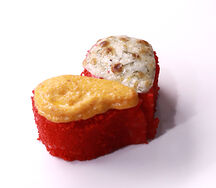 Запеченный ролл Love Hot