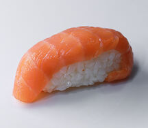 Суши Лосось
