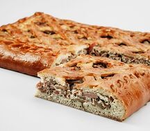 Пирог с ветчиной и грибами