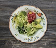 Боул-салат с тунцом 