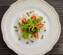 Традиционный салат Оливье