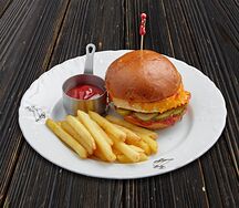 Бургер с котлетой из индейки